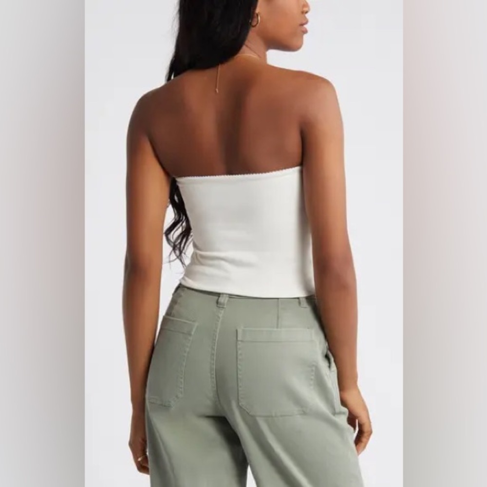 White Strapless‎ Top - Picture 2 of 7